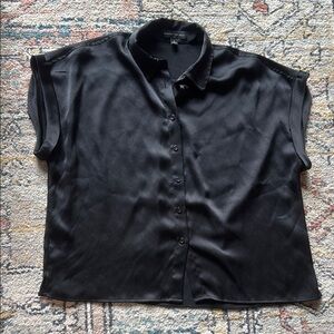 Banana Republic Black Boxy Short Sleeve Button Down Shirt